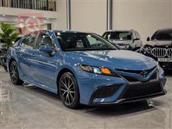 تۆیۆتا کامری